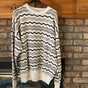 Mens Claiborne sweater.  Size xl. Beautiful euc
